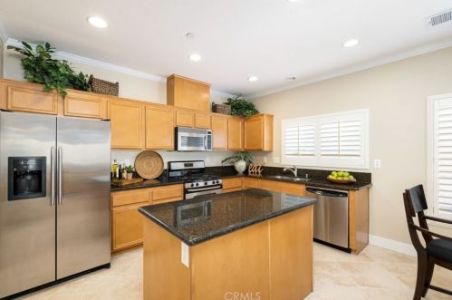 828 Mira Grande, Palm Springs CA  92262-1209 exterior