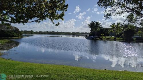 2031 182nd Ter, Hollywood, FL 33029-3712