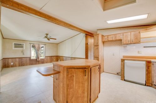 20235 Guffy Ln, Wildomar CA 92595-8798 exterior