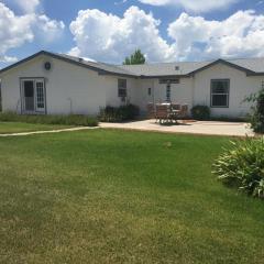 499 Rolling Hills Rd, Paulden, AZ 86334-4403