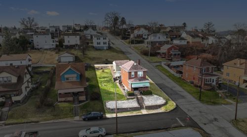 1000 Morton Ave, Mckeesport PA  15133-3930 exterior