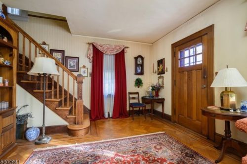 369 Walnut St, Nutley NJ  07110-1336 exterior