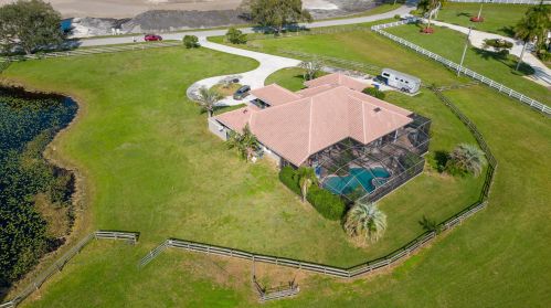 15360 Estancia Ln, West Palm Beach, FL 33414-7451