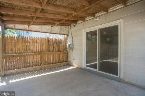 1730 Hills Dr, Norristown PA  19401-5702 exterior