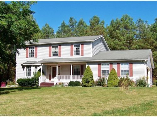 7301 Meadow View Dr, Seville, OH 44273-9202