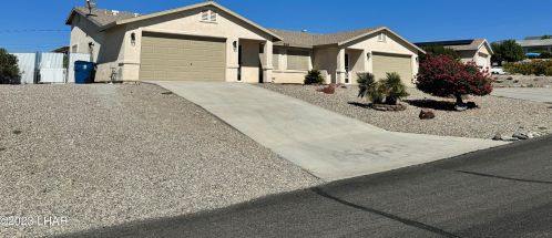 3185 Winterhaven Dr, Lake Havasu City, AZ 86404-3272