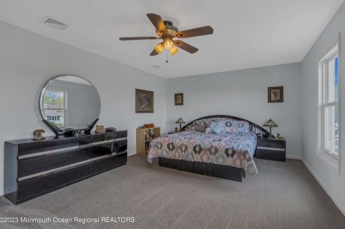 1013 Woodlane Rd, Jackson Twp NJ  08527-1555 exterior