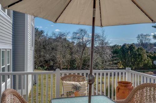 28 Brookridge Ct, Rye Brook NY  10573-3436 exterior