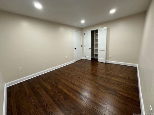 83 Becker Ave, Kensington CT  06037-1329 exterior