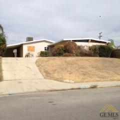 6600 Azalea Ave, Bakersfield, CA 93306-4704