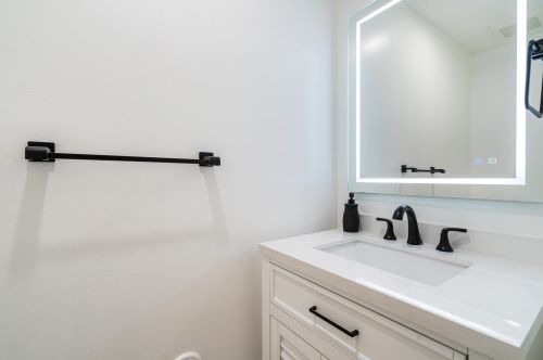 17481 12th St, Hollywood, FL 33029-3125