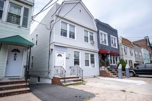 811 Grand Ave, North Bergen, NJ 07047-1686