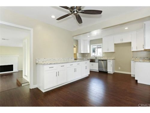 5527 Adenmoor Ave, Lakewood, CA 90713-1409