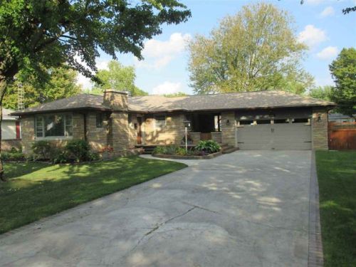 1119 Hill St, Rochester, IN 46975-1917