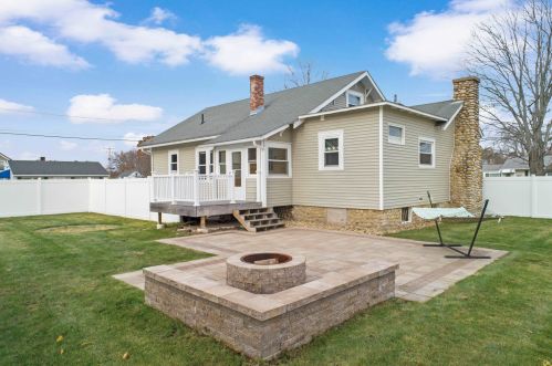 640 Mast Rd, Goffstown NH  03045 exterior