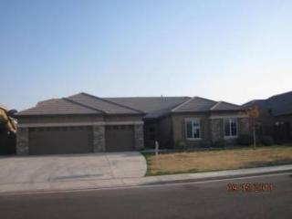 12601 Larkin Dr, Bakersfield, CA 93312-6910