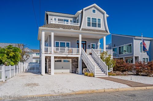 125 Brooklyn Ave, Lavallette, NJ 08735-2325