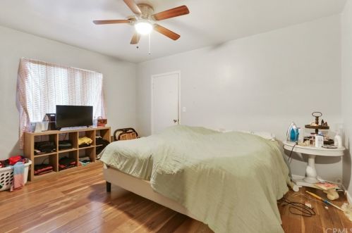 2766 Chestnut Ave, Long Beach CA  90806-2508 exterior