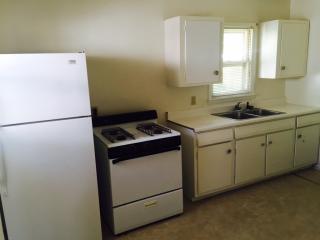 1605 Eisenhower Dr, Junction City KS  66441-1978 exterior