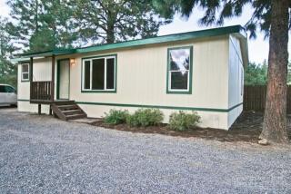 60253 Cinder Butte Rd, Bend OR  97702-8911 exterior