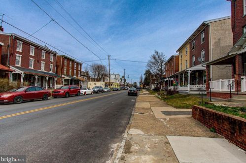 558 Stanbridge St, Norristown PA  19401-5312 exterior