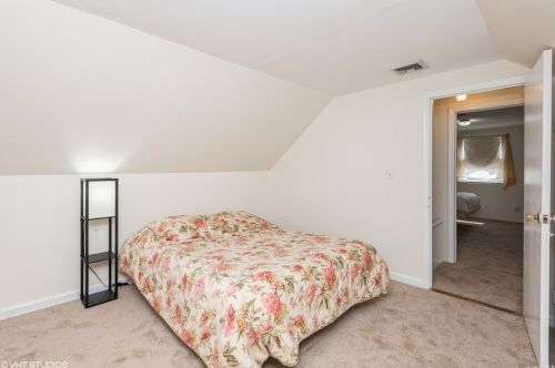 835 Washington Ave, Westbury NY  11590-6013 exterior