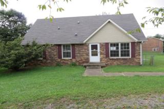 615 Farmington Bnd, Clarksville, TN 37042-5449