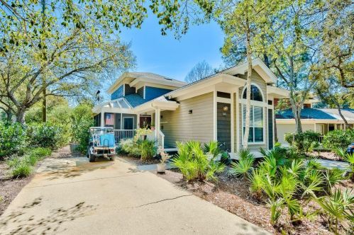 8861 Baypine Dr, Destin, FL 32550-5800