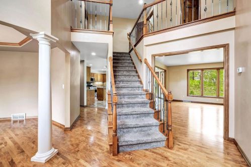 605 Doe Trail Ct, Green Bay, WI 54313-5057