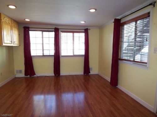 131 Cortland Ln, Bedminster, NJ 07921-2034