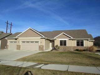 5525 Orion Ct, La Crosse, WI 54601-1704