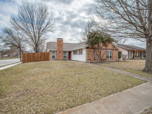 2816 Laurel Ln, Plano, TX 75074-4812