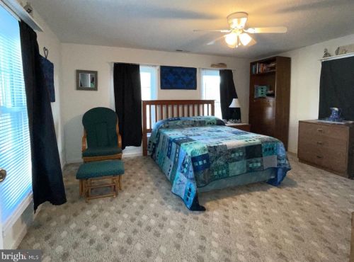 19 Hosier St, Selbyville DE  19975-9300 exterior