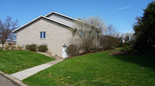 1300 11th St, Cambridge OH  43725-1106 exterior