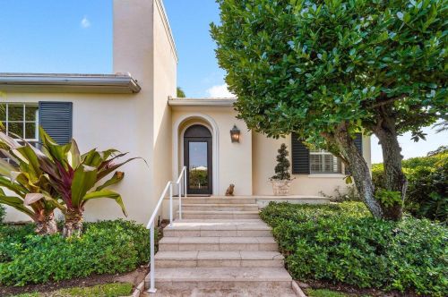 937 Lake Way, Palm Beach, FL 33480-3343