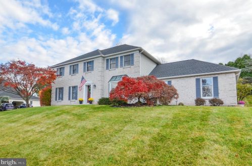 5910 Blue Grass Trl, Coopersburg, PA 18036-1842