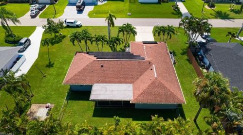 113 41 St, Cape Coral FL  33904-5127 exterior