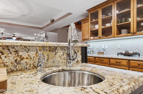 4822 Avenida Del Rey, Phoenix AZ  85083-2203 exterior