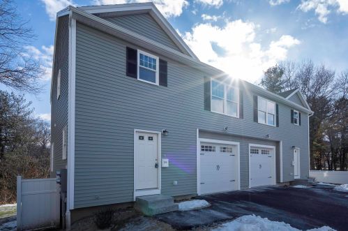 54 Ingalls St, Nashua, NH 03060