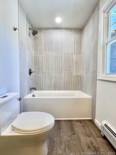 25 Atwood Rd, Woodbury CT  06798-2324 exterior