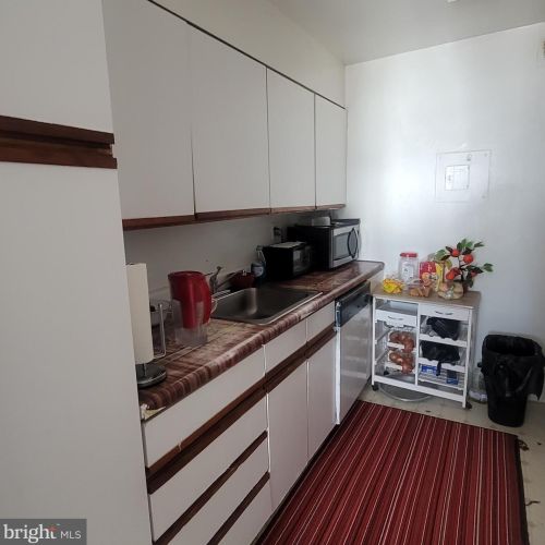 3817 Ventnor Ave, Atlantic City NJ  08401-5966 exterior