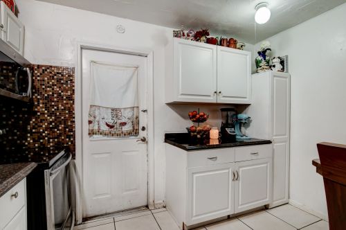 1016 Aspen Rd, West Palm Beach FL  33409-4855 exterior