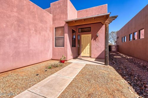 2009 Chaplain Carter Dr, Sierra Vista, AZ 85635-1311