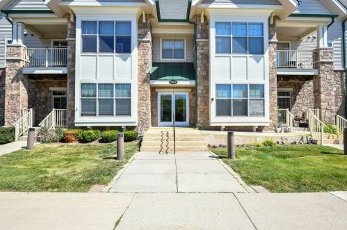 14900 Wilbur Dr, Waukesha WI  53151-5287 exterior