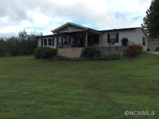 2395 Saint Pauls Rd, Hendersonville, NC 28792-7829