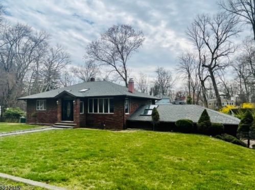 19 Warren St, Lincoln Park, NJ 07035-2806