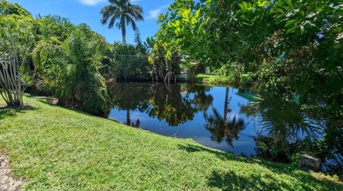 661 Valley Dr, Bonita Springs, FL 34134-7432