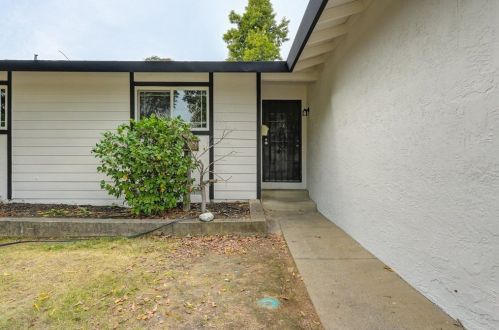 9847 Beachwood Dr, Citrus Heights CA  95662-5505 exterior