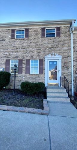 4970 Shawnee Ct, Schnecksville, PA 18078-2648