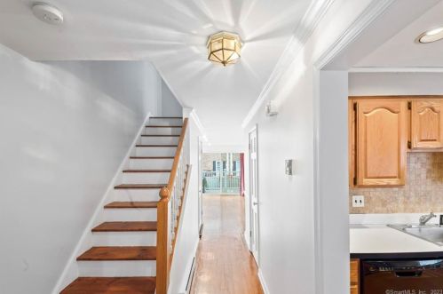 26 Weed Hill Ave, Stamford, CT 06907-1536